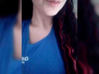 VelvetCrush webcam model stream image