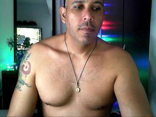 Matthew Fire webcam model stream image