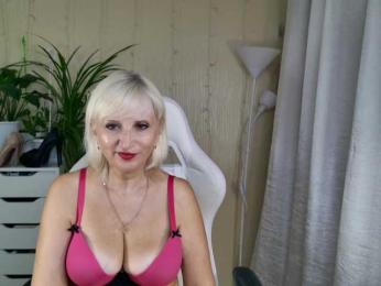 __Mila webcam model stream image