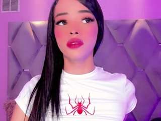 ninaa-keyli webcam model stream image