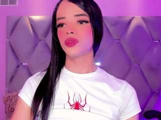ninaa-keyli webcam model stream image