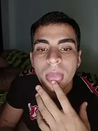 ale_hot_ webcam stripchat model stream image