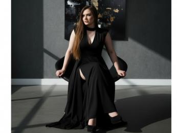 CorrieLodge webcam model stream image