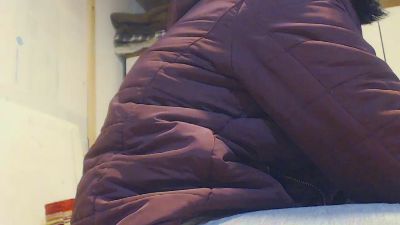 Fredericka webcam model stream image