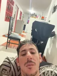 Lucifer_and_maze webcam model stream image