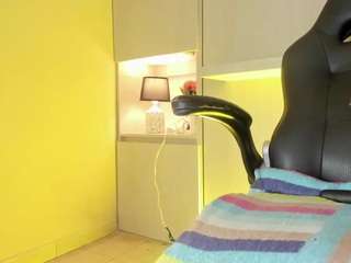 tamarazaki webcam model stream image