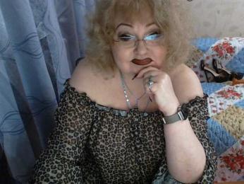 livingnextdoor webcam model stream image