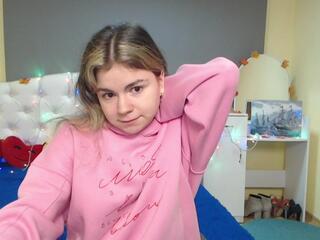 Tina Ryder webcam model stream image