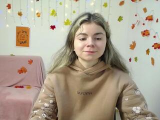 Tina Ryder webcam model stream image