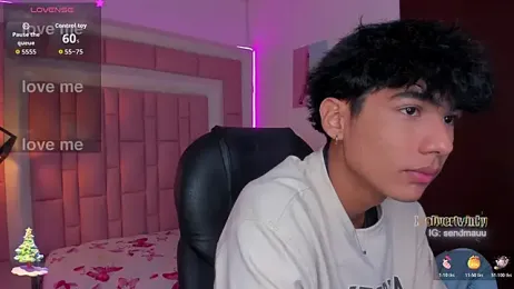 OliverTwinky webcam model stream image