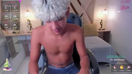 OliverTwinky webcam model stream image