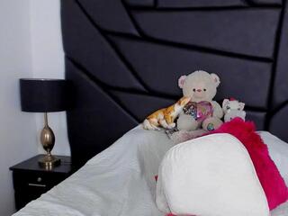 Tanya Hanks webcam model stream image