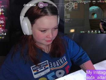 AlinaAdams webcam model stream image