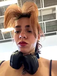 Lily__Belle webcam model stream image