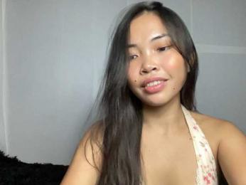 Yumii webcam bongacams model stream image