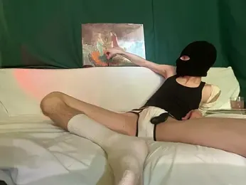 HappyCake webcam model stream image