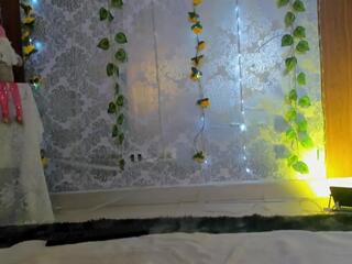 Kelly Thomson webcam model stream image