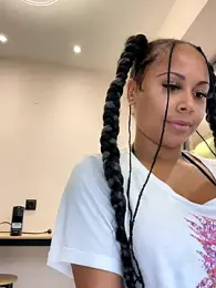 HaileyDiana webcam model stream image