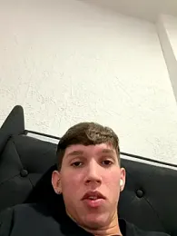 Jose_rz webcam model stream image