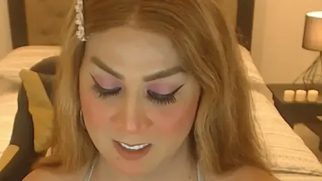 RealHugeCockTs webcam model stream image