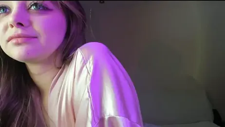 May_Flower webcam model stream image