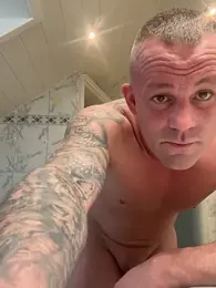 superbertok webcam model stream image