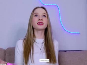 b4by_emilia webcam model stream image