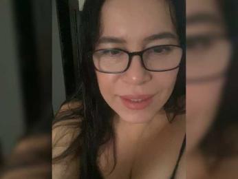 MonicaMiaa webcam model stream image