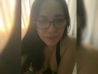 MonicaMiaa webcam model stream image