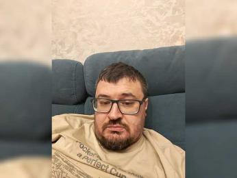 LeoVicky webcam model stream image