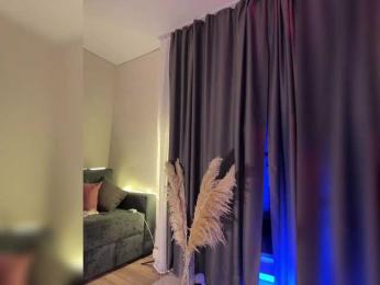 EmmaCrystall webcam model stream image