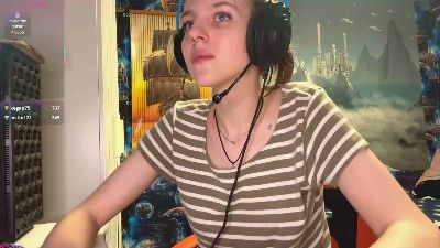 ReynaCoppage webcam model stream image