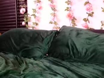 queendelaranch webcam model stream image