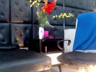 chrisshott webcam model stream image