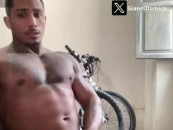 deepthroatfucker_ccs webcam model stream image