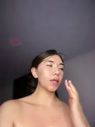 Iris_lee webcam model stream image