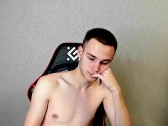 robert10211 webcam model stream image