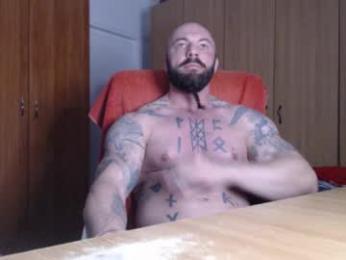 strongivan webcam model stream image