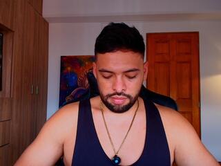 Jerome V webcam model stream image