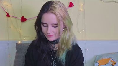 MarianEdgin webcam model stream image