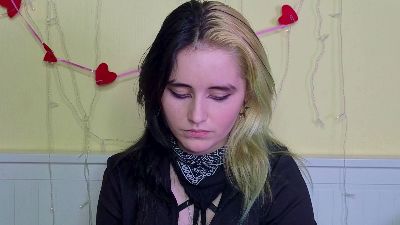 MarianEdgin webcam model stream image