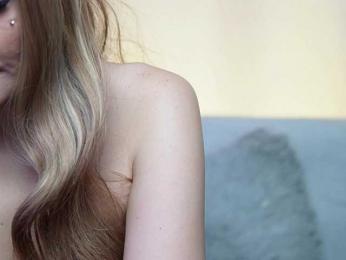 KayleeSmoke webcam model stream image