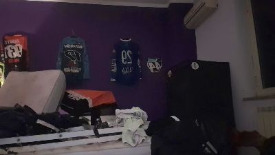 undercase webcam model stream image