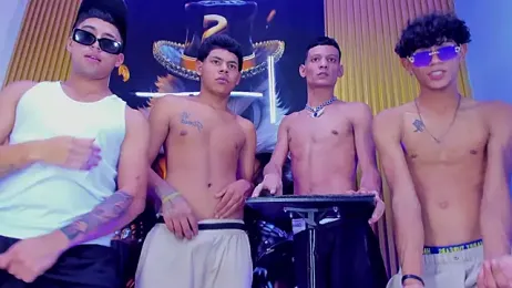 Play_boys_Hot2 webcam model stream image