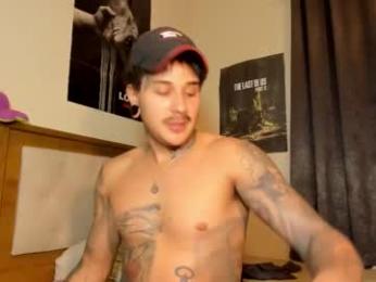 ululante webcam model stream image