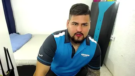 pitbullveryhot webcam model stream image