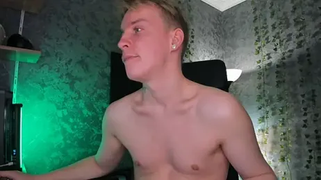 AlexxSweet webcam model stream image