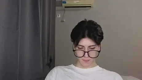 Oliver_star_boy_ webcam model stream image