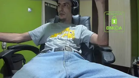 BigCumShoot webcam stripchat model stream image