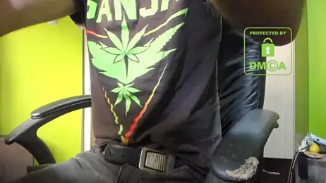 BigCumShoot webcam model stream image